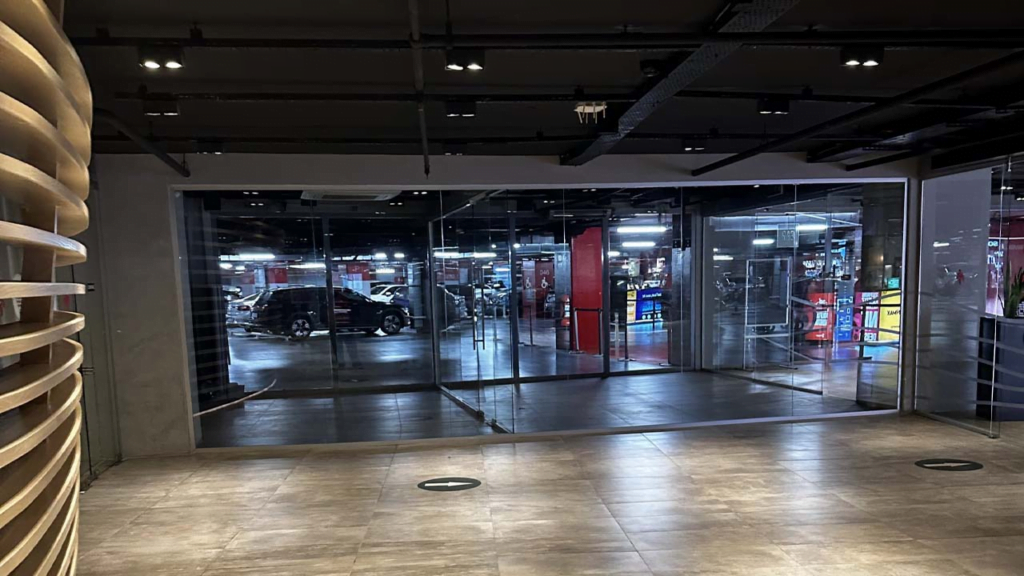 Tesla Türkiye'deki ilk mağazası kanyon avm'de olabilir. 